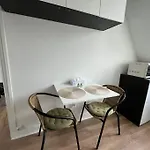 Appartement Qui N Exist Pas Ne Pas Booker Le Site Va Le Supprimer